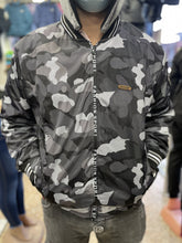 Cargar imagen en el visor de la galería, CHAQUETA IMPERMEABLE TIPO CAMUFLADA😎